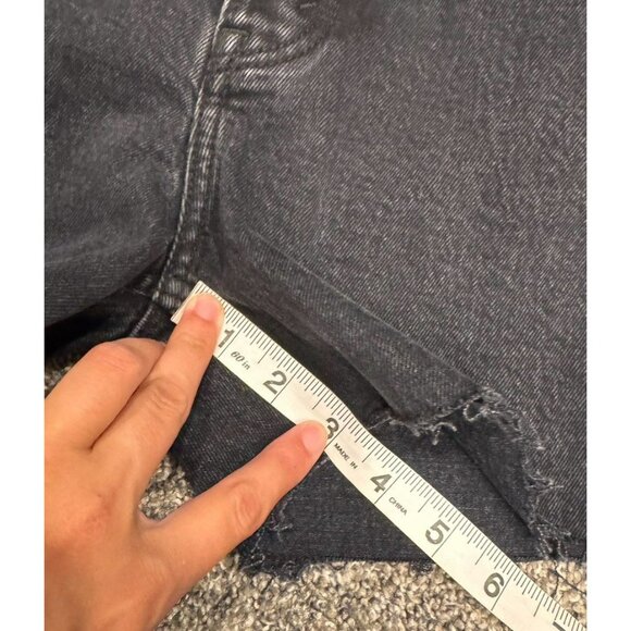 Abercrombie And Fitch Womens The Dad High Rise Short Black Cut Off Size 26 EUC - Picture 6 of 6